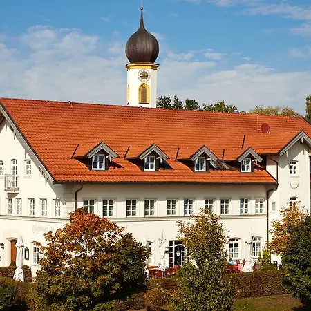 Pfaffinger Hof ホテル 3*